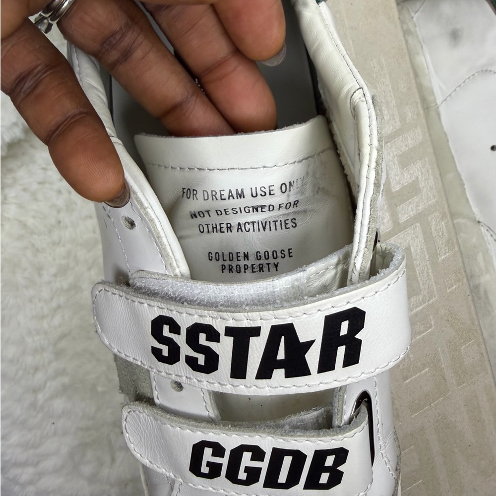 GOLDEN GOOSE White Old School Sneakers - Picture 11 of 16